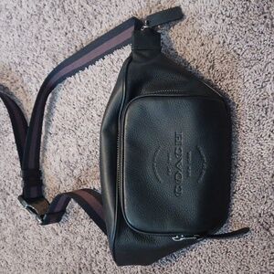 New Men's Coach Crossbody Bag; Black